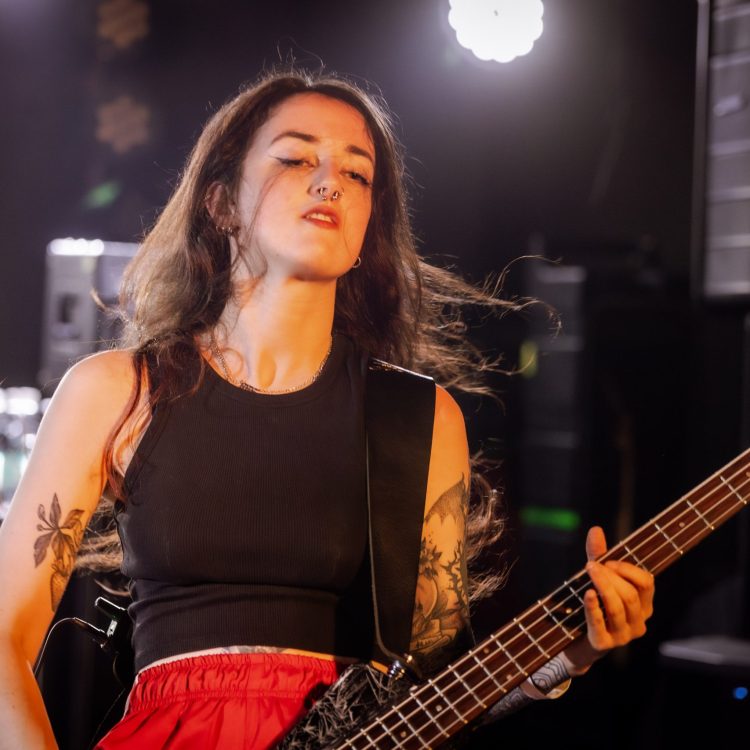 NERVOSA_0026